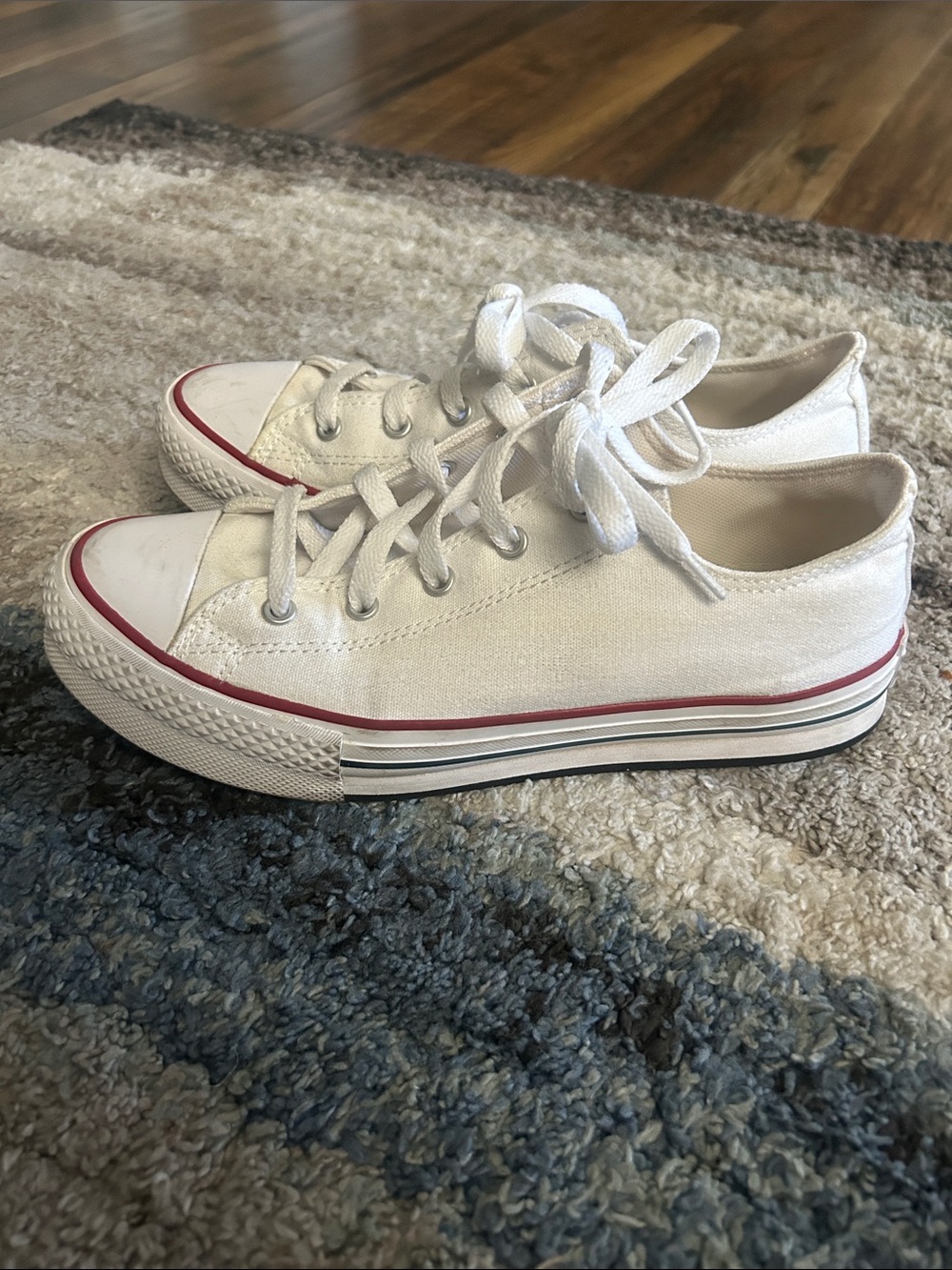Converse All Star White Canvas Low-Tops with Red and Navy Trim - Picture 3 of 8